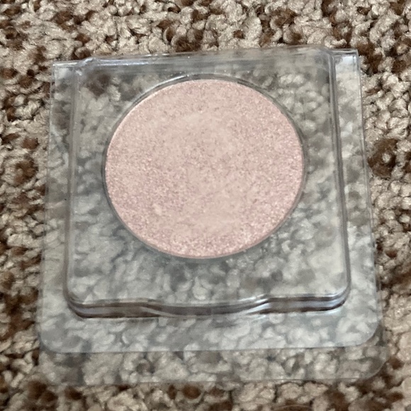 Anastasia Beverly Hills, Wander Beauty & Ciate - Bronze, Glow & Shimmer Bundle - Picture 6 of 11